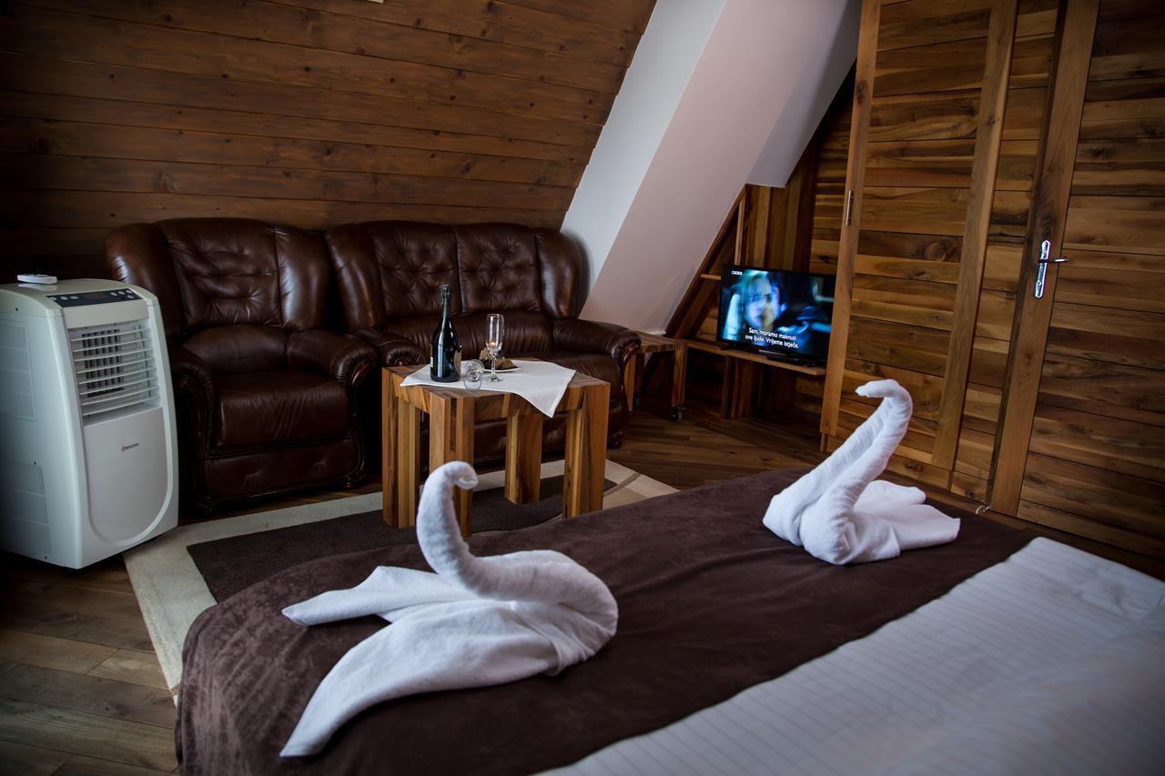 Hotel Babino Brdo Derventa Eksteriør bilde